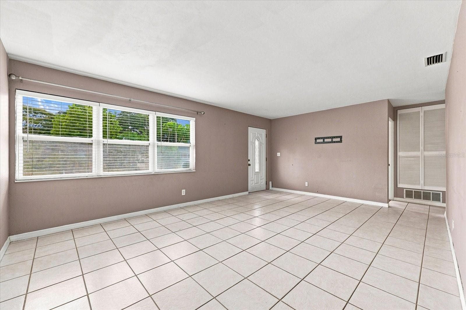 8380 52nd Ln N photo 5
