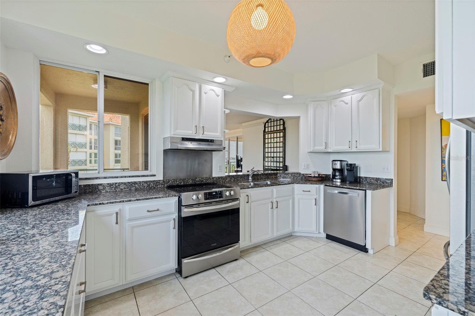 4737 Dolphin Cay Ln S #401 photo 5
