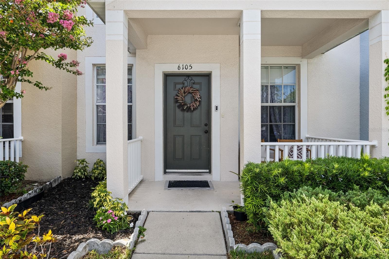 6105 Olivedale Dr photo 3