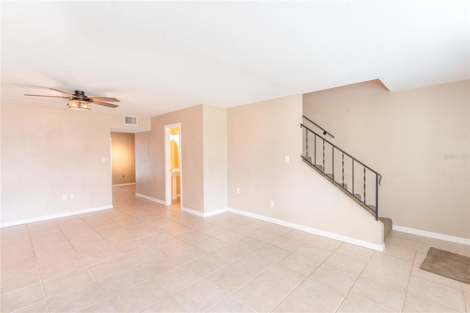 5850 Cypress Gardens Blvd #607 photo 4