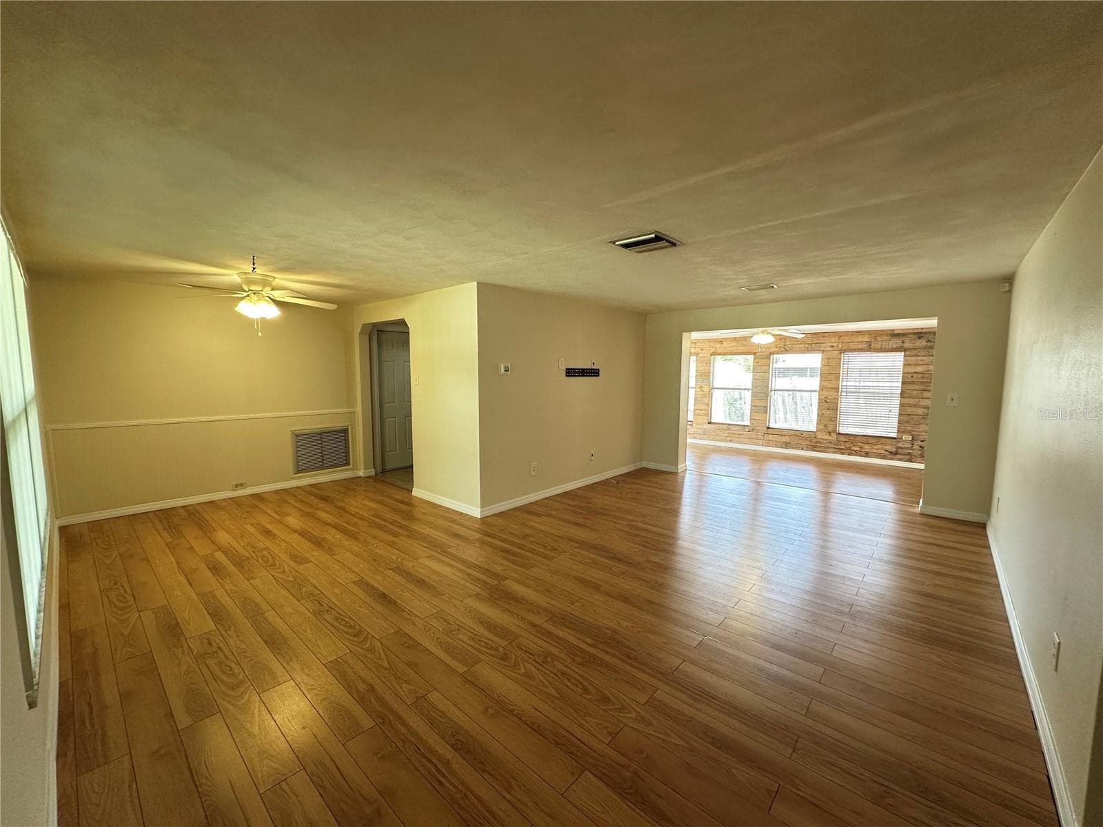 3313 Briar Cliff Dr photo 3