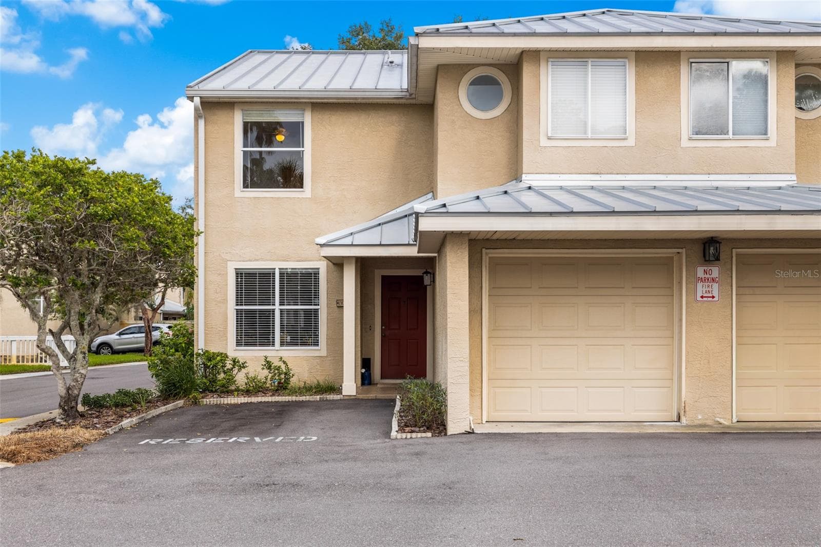 13007 Lorna Pl