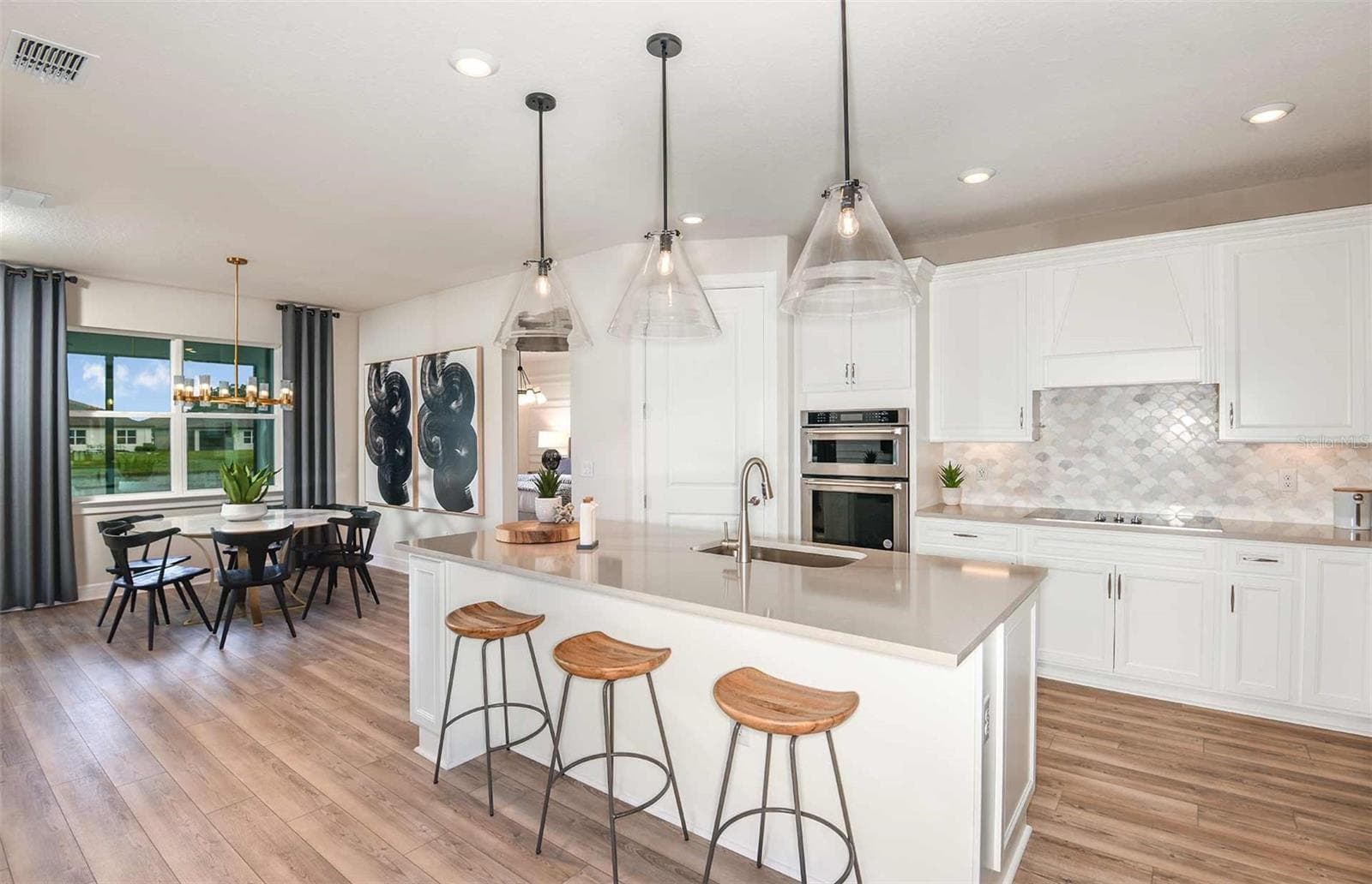 14745 Sunset Crest Ln photo 3