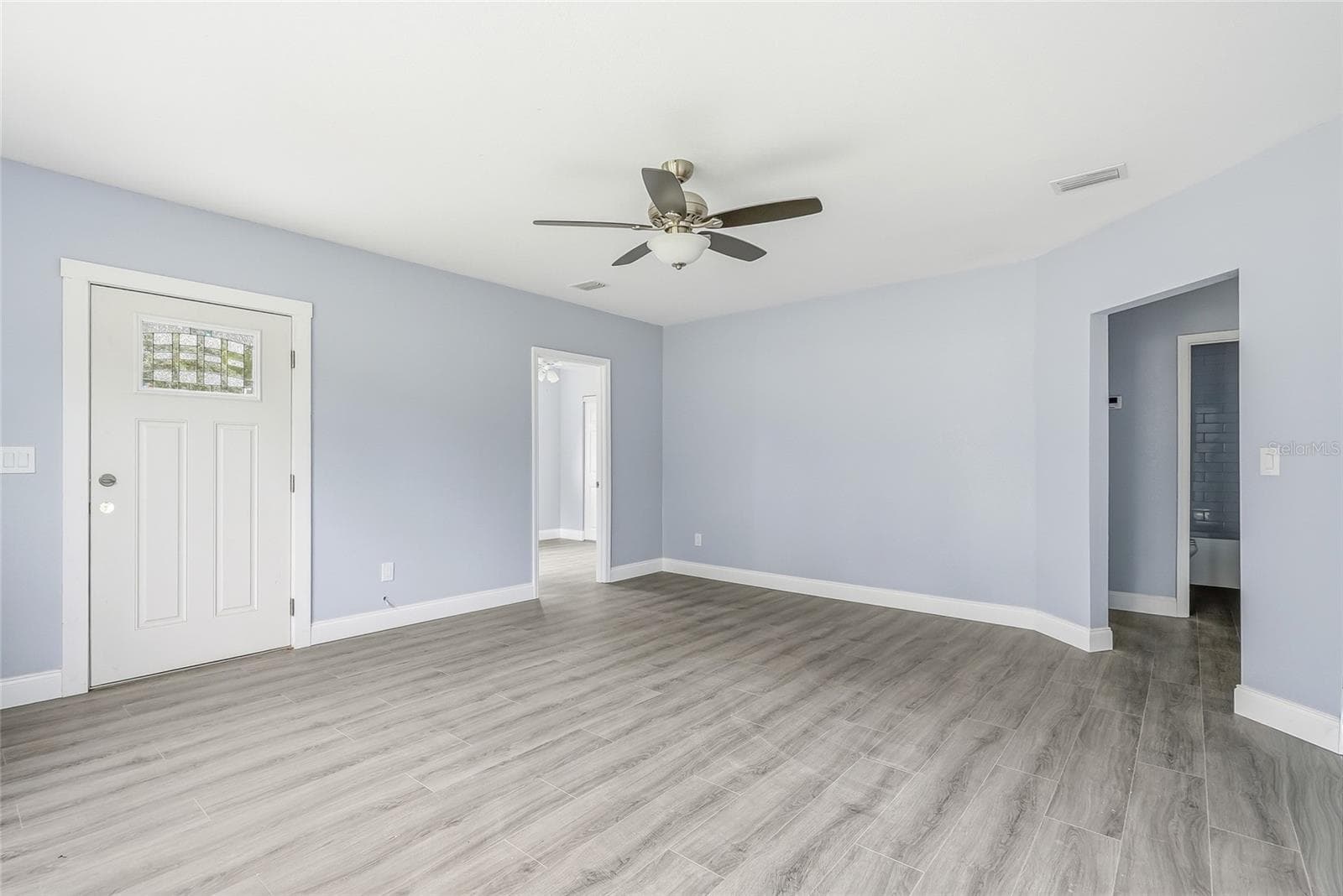 8500 N Boulevard photo 5