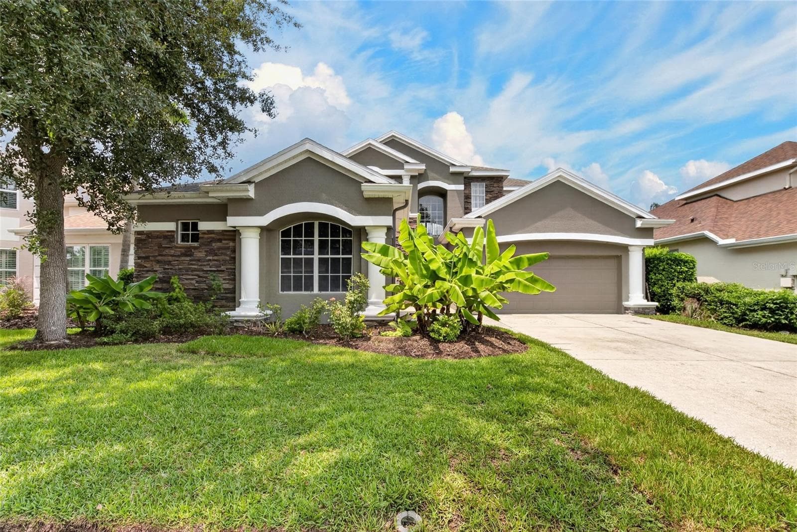 10103 Deercliff Dr photo 3