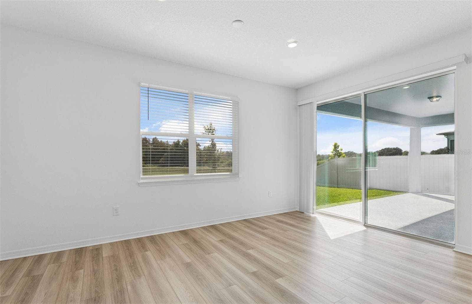 1803 Ruby Ln photo 5