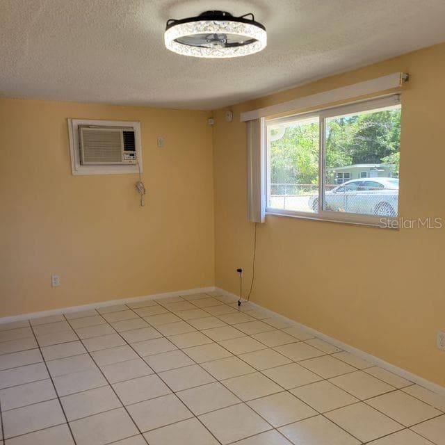 7431 Sheepshead Dr photo 3