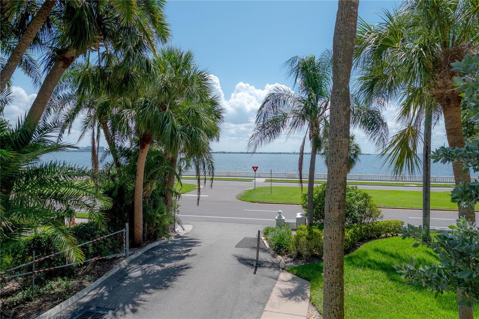 3325 Bayshore Blvd #A17 photo 5