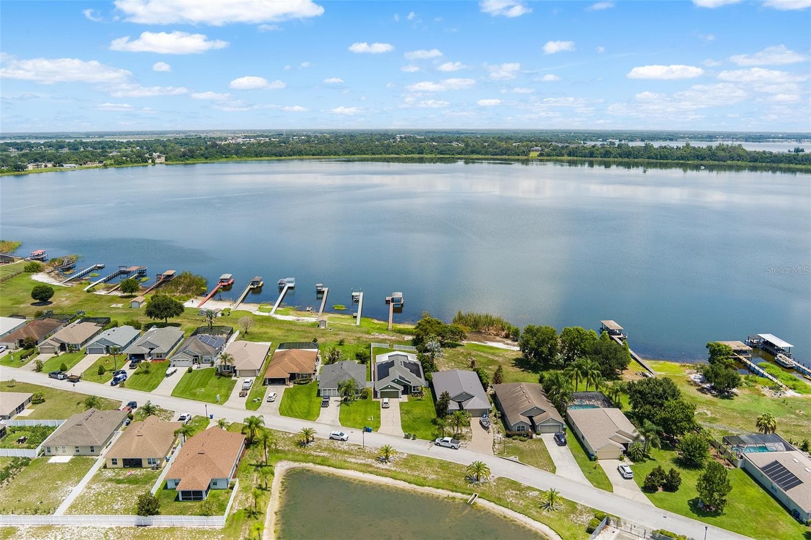 4123 Island Lakes Dr photo 4