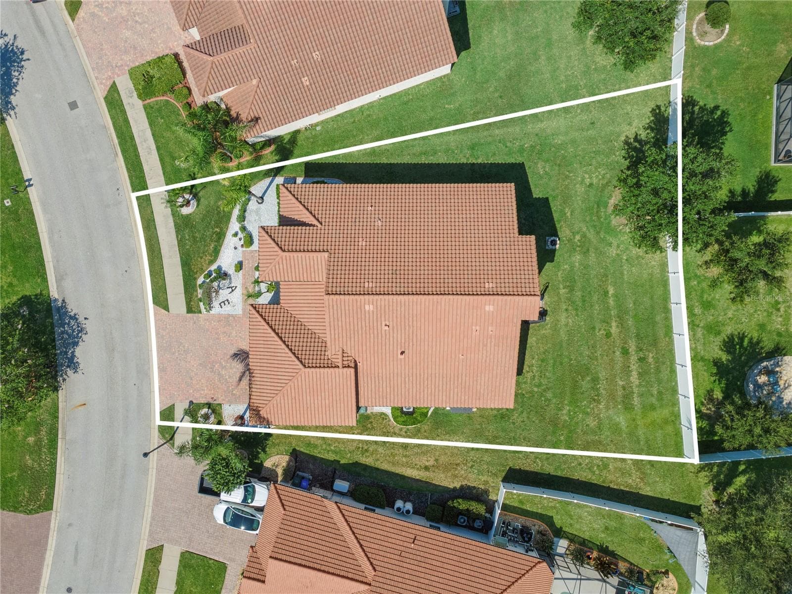 3943 Sunset Lake Dr