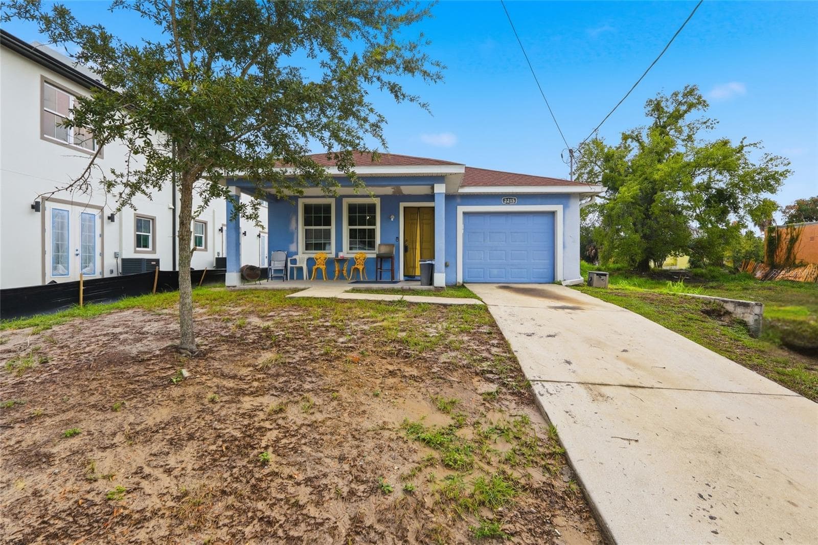 2215 E Columbus Dr