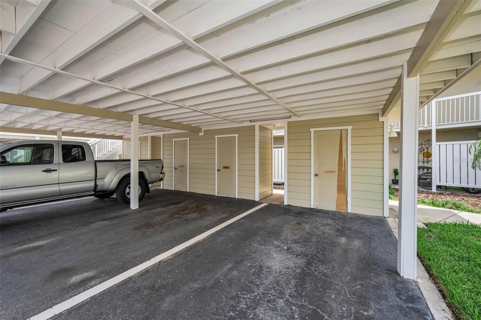 433 S Paula Dr #32 photo 4