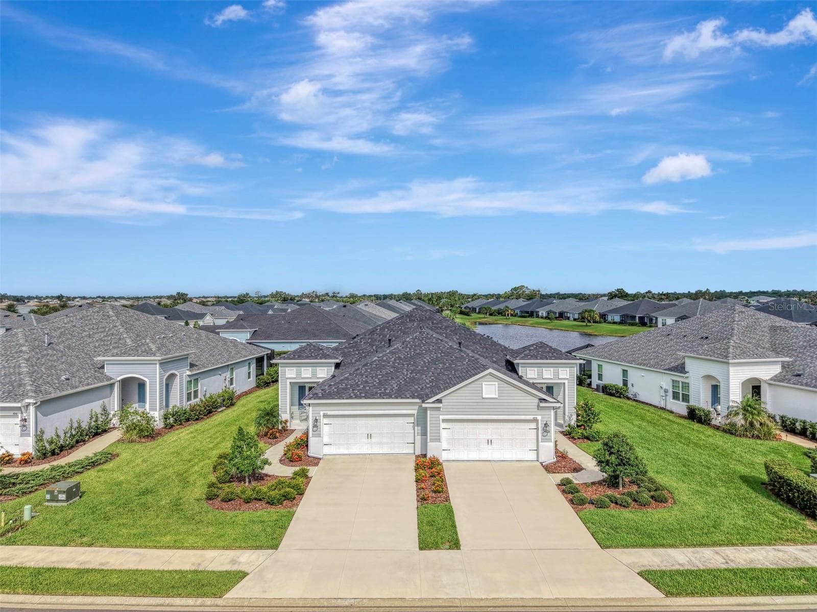 4842 Willow Bend Ave