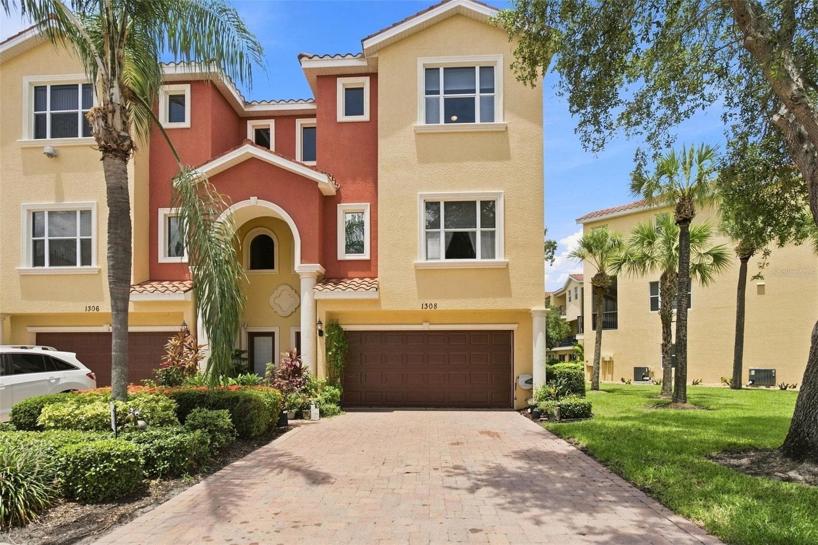 1308 3rd Street Cir E