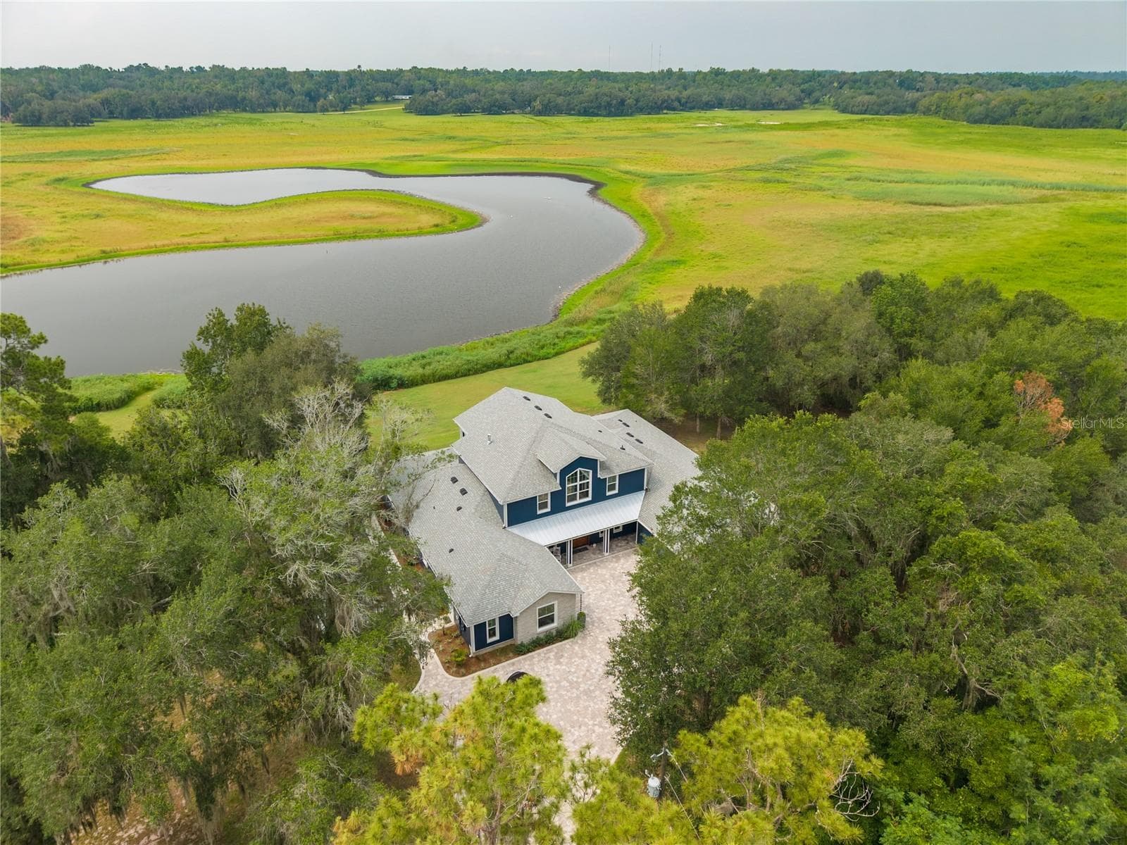 25198 Lily Pad Ln photo 4