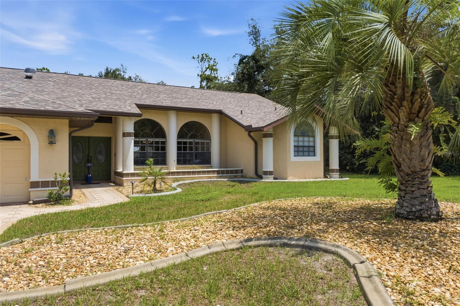 10307 Waters Edge CT photo 4