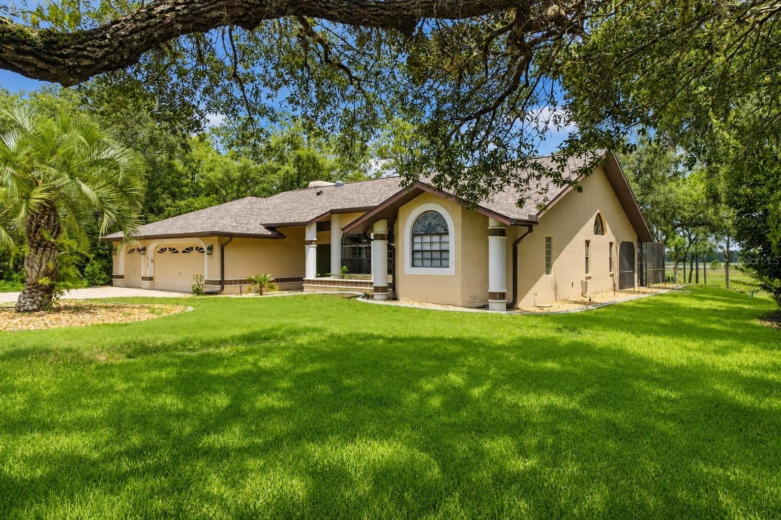 10307 Waters Edge CT photo 5