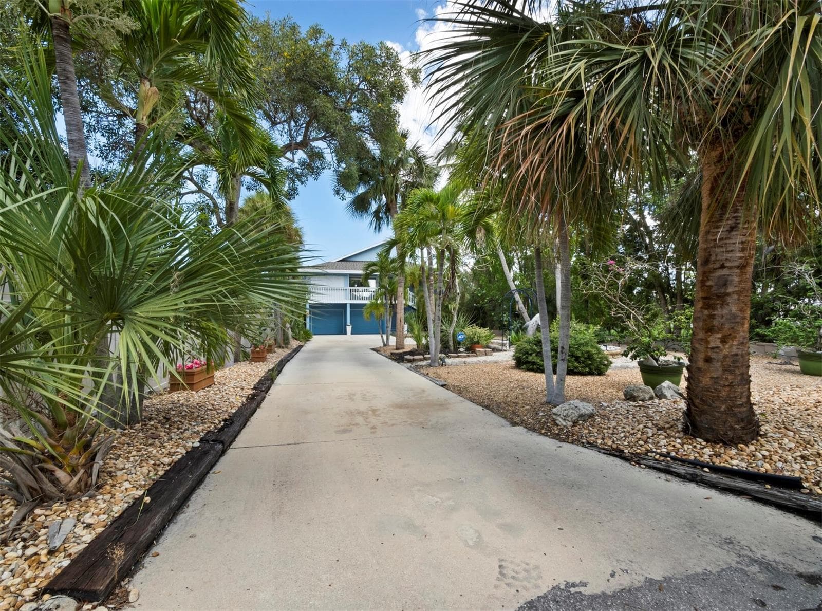 4114 Roberts Point Cir photo 4