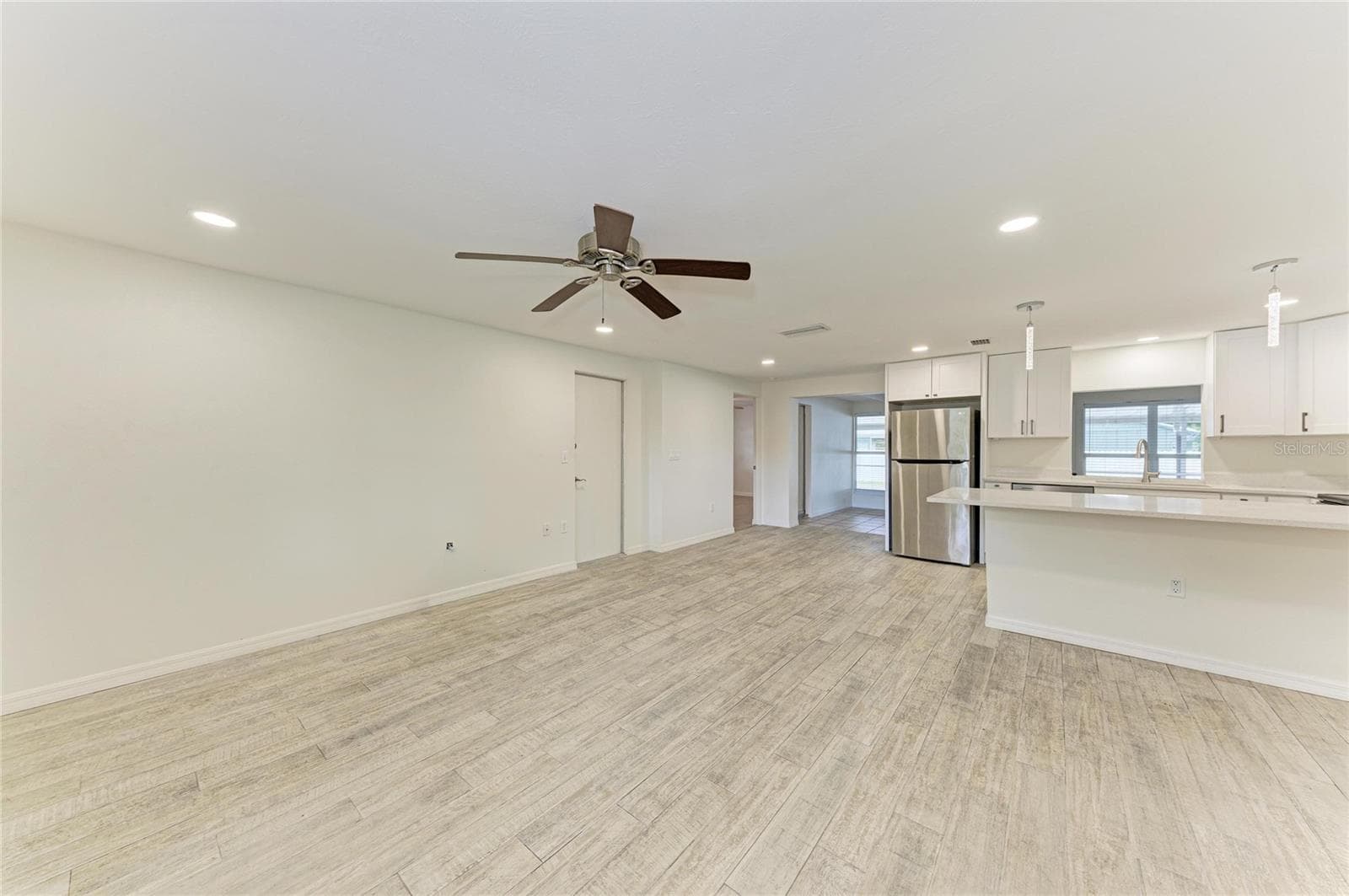 4319 Augustine Ave photo 4