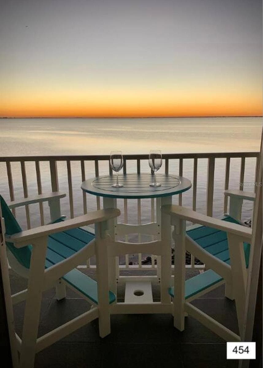2506 N Rocky Point Dr #454 photo 4