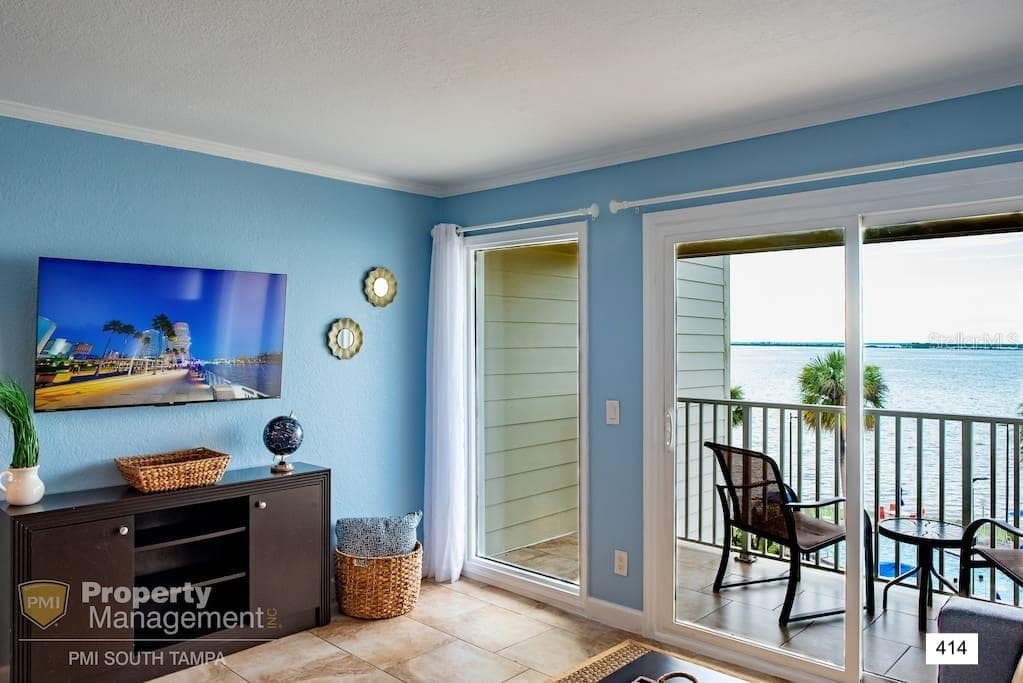 2506 N Rocky Point Dr #414 photo 4