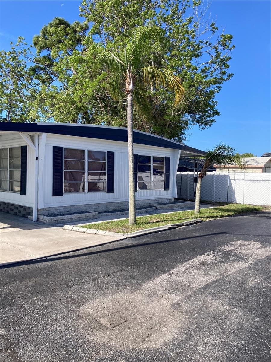 3212 W Tiki Dr photo 3