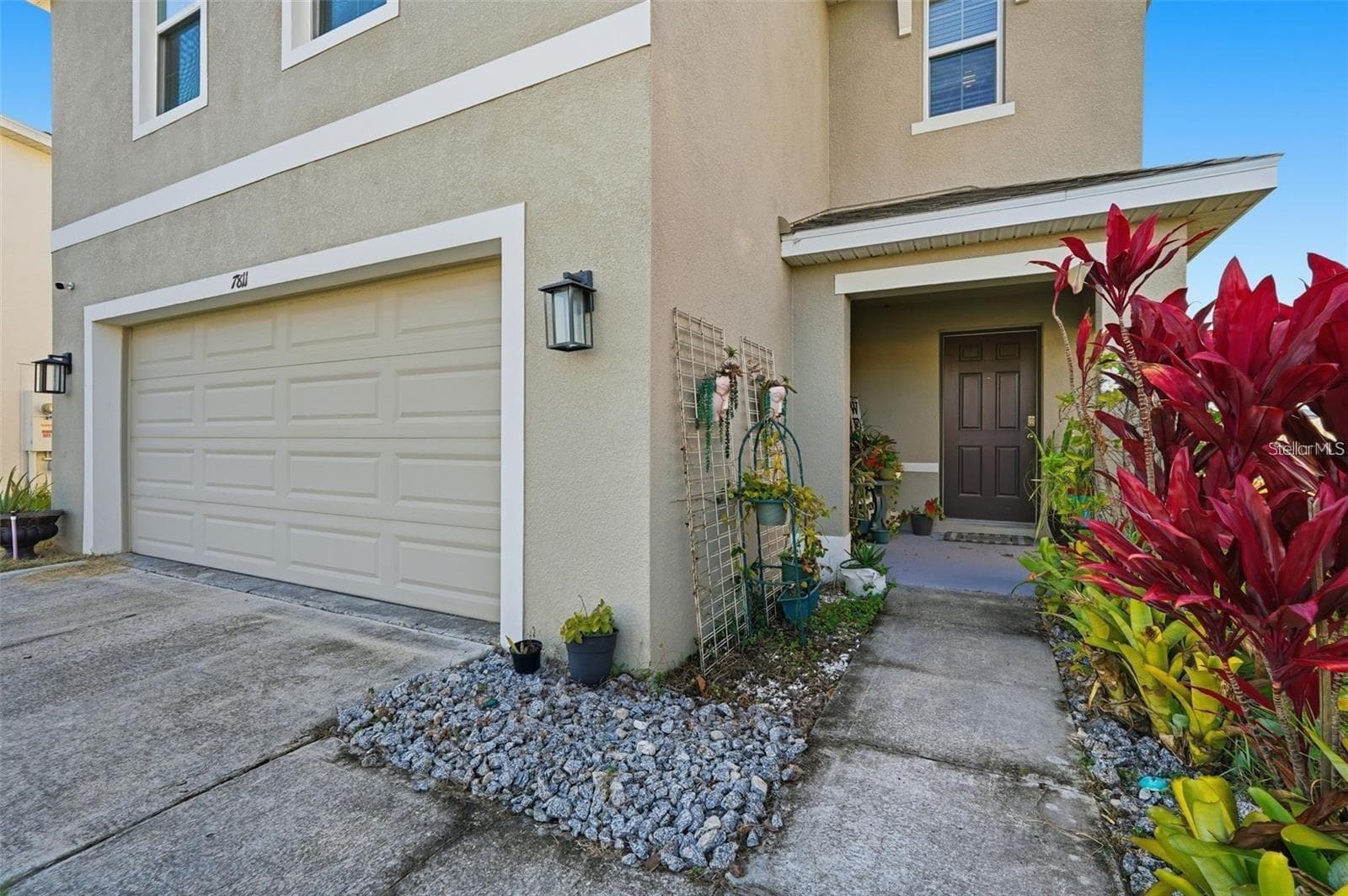 7811 Davie Ray Dr