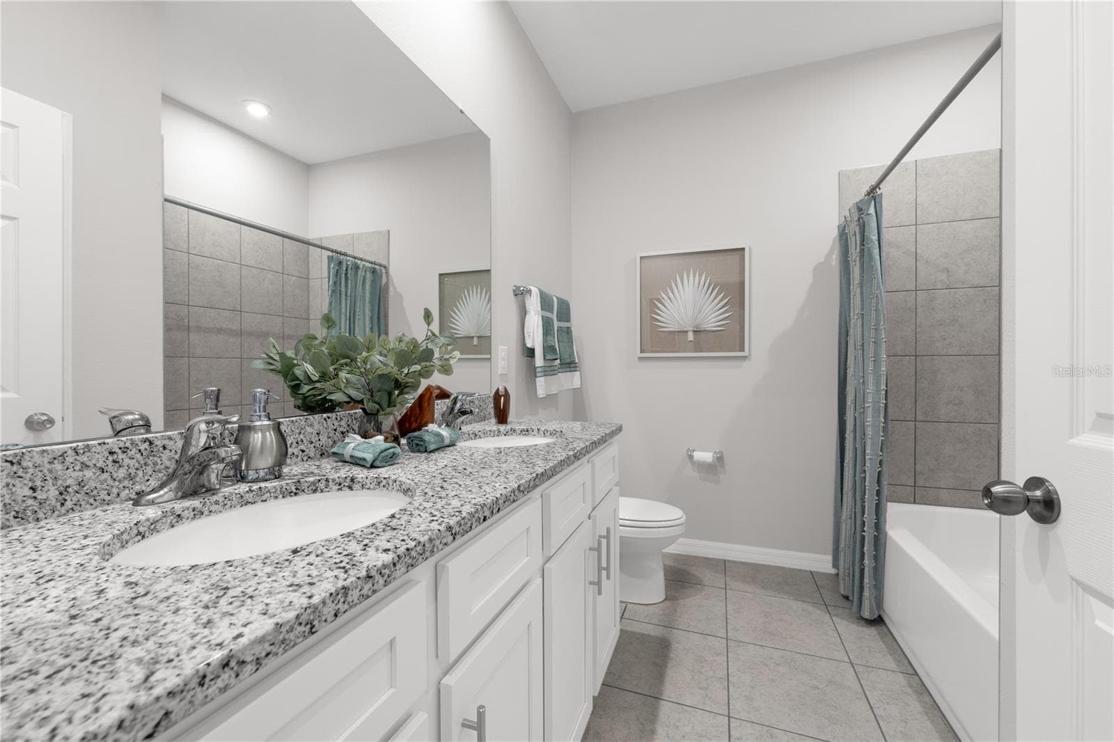 843 Pebble Crest Ln photo 5