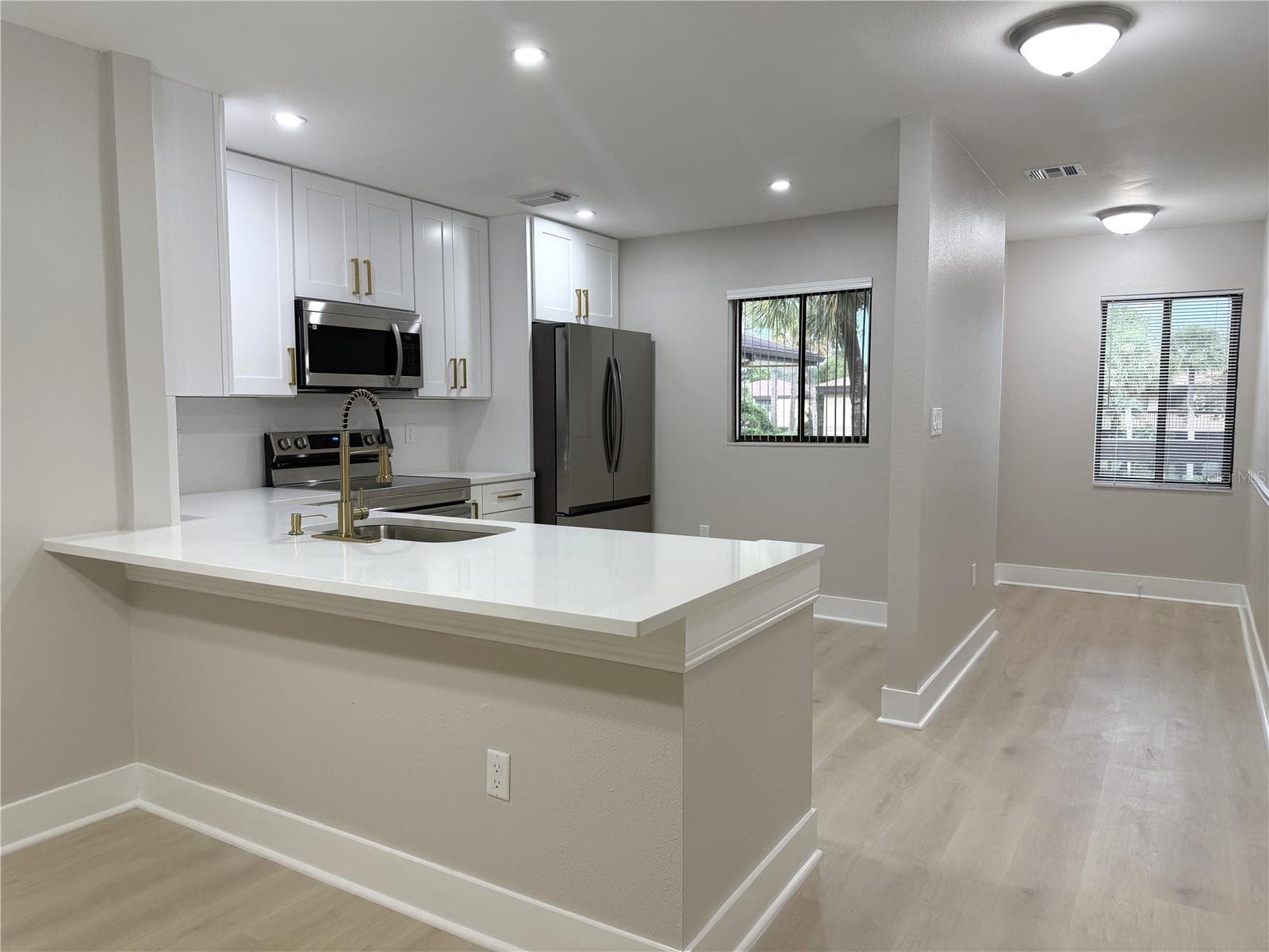 2682 Sabal Springs Cir #204 photo 3