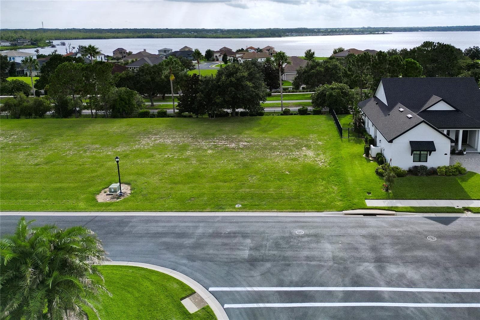 231 Blazing Star Ave photo 5