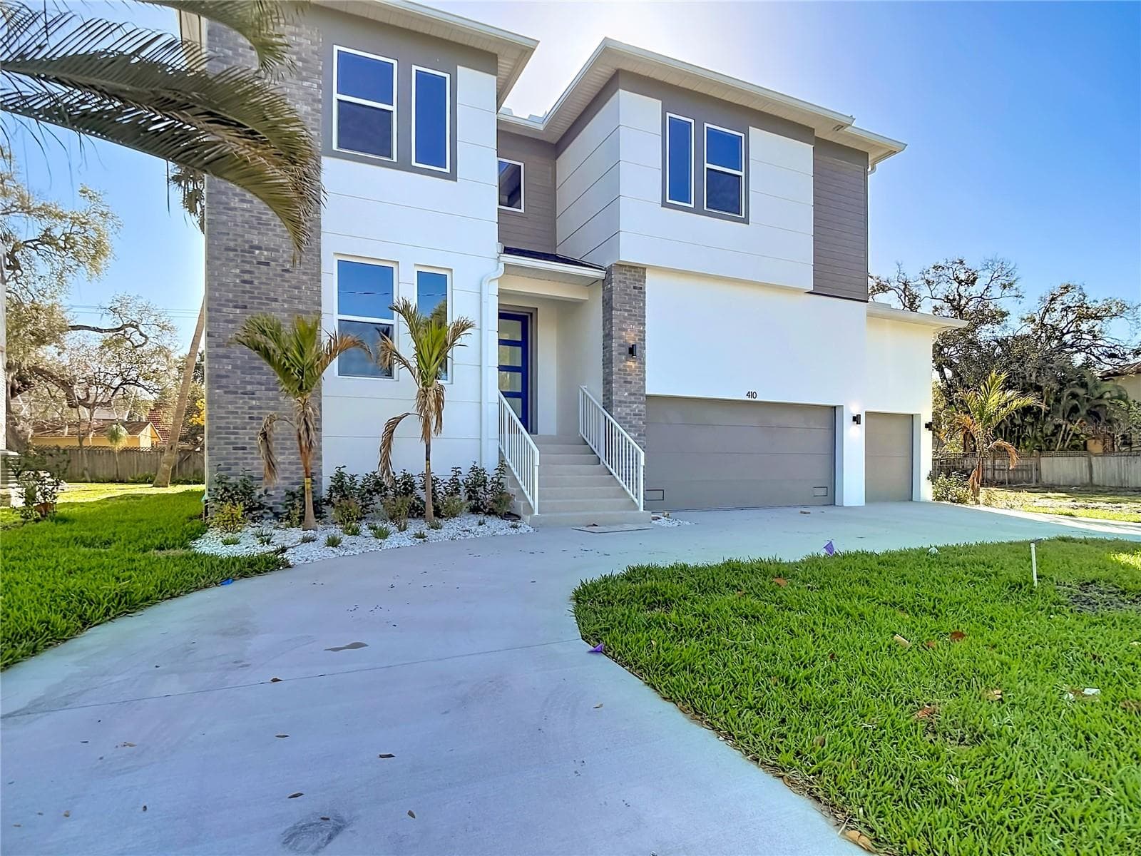 410 S West Shore Blvd