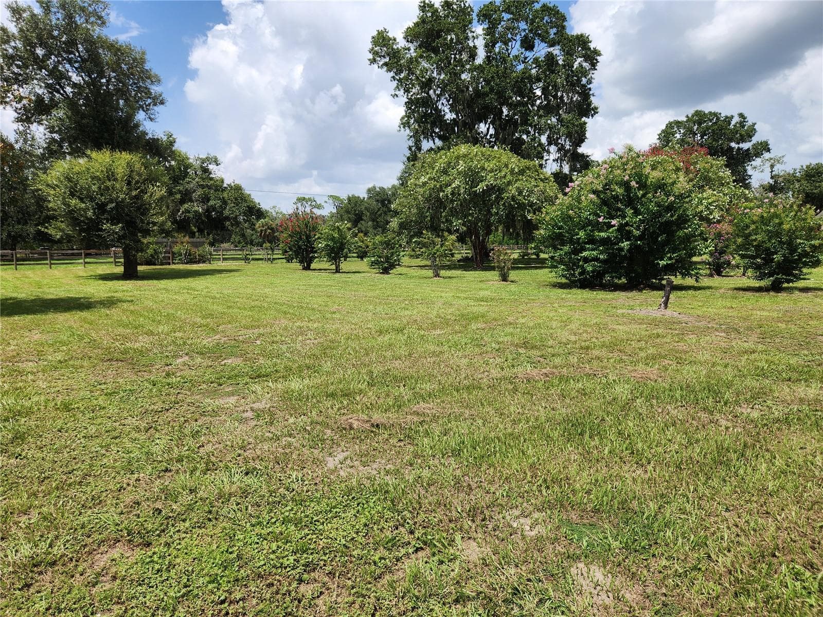 3903 Powerline Rd
