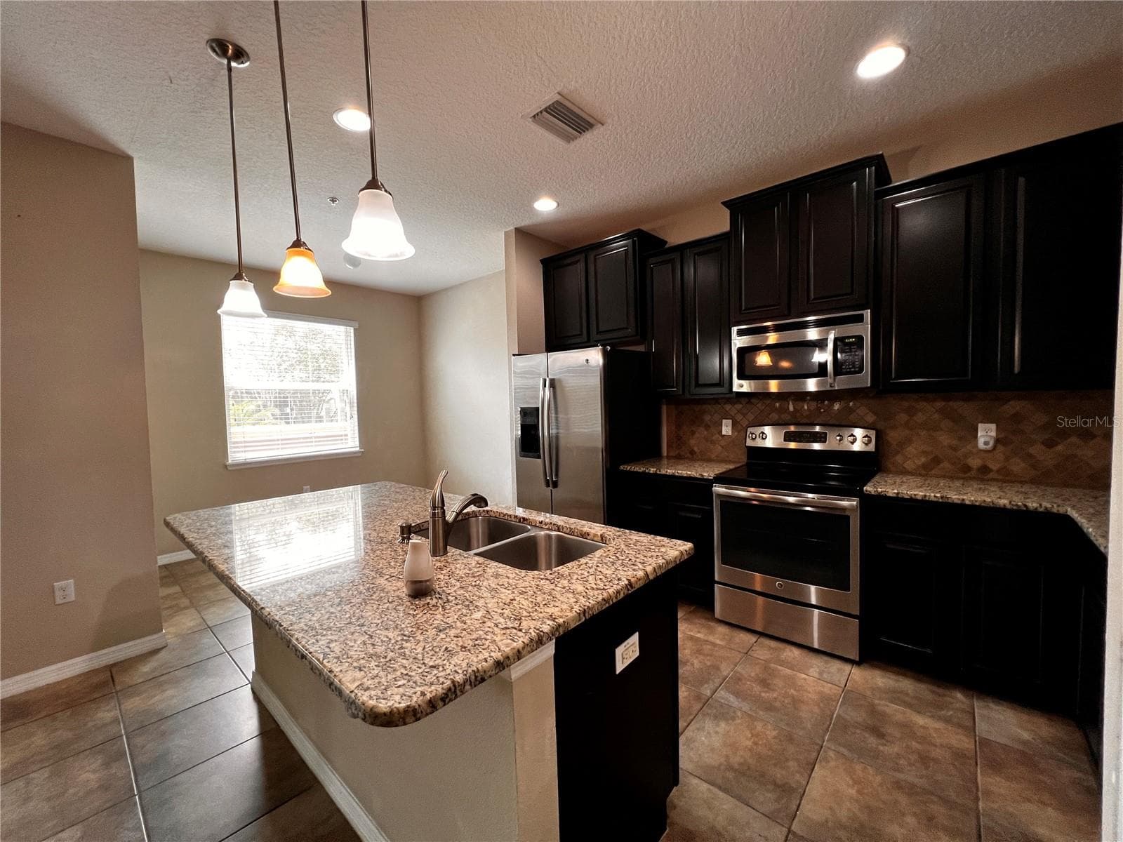 8613 Andalucia Field Dr photo 3