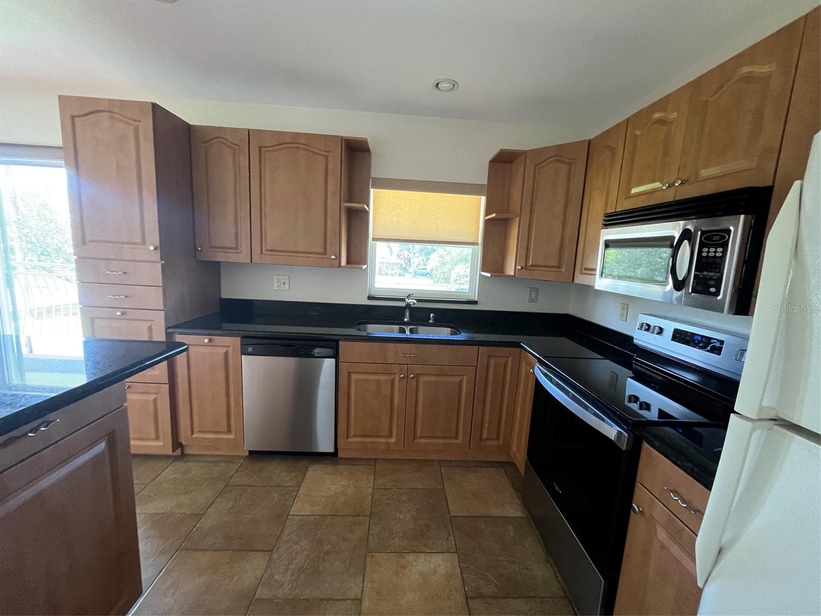 8801 Bay Pointe Dr #A202 photo 3