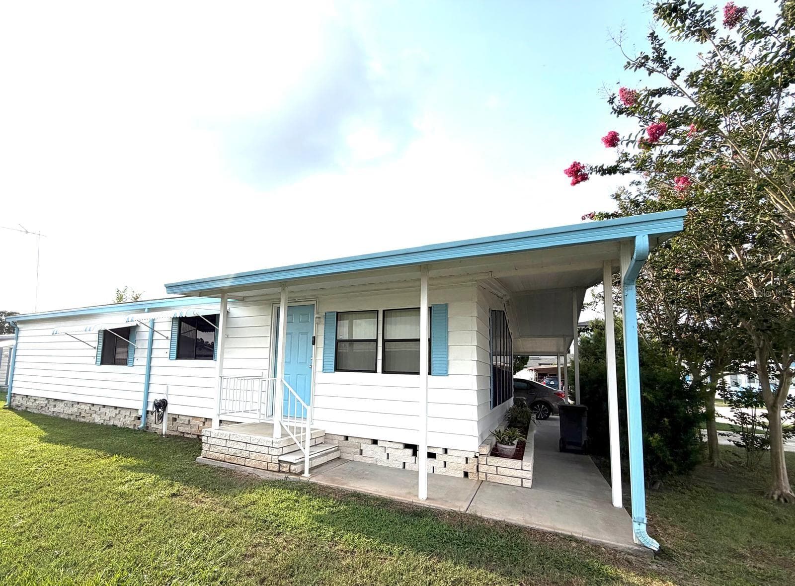 3937 Chris Dr photo 3