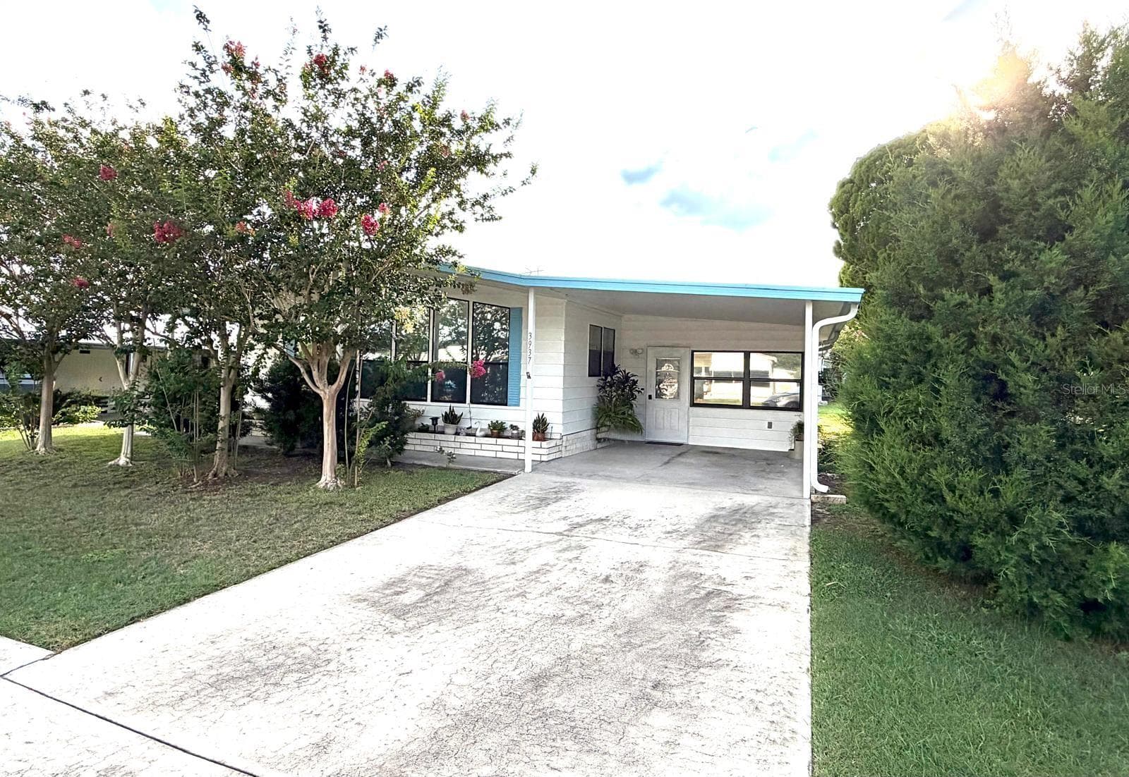 3937 Chris Dr photo 5