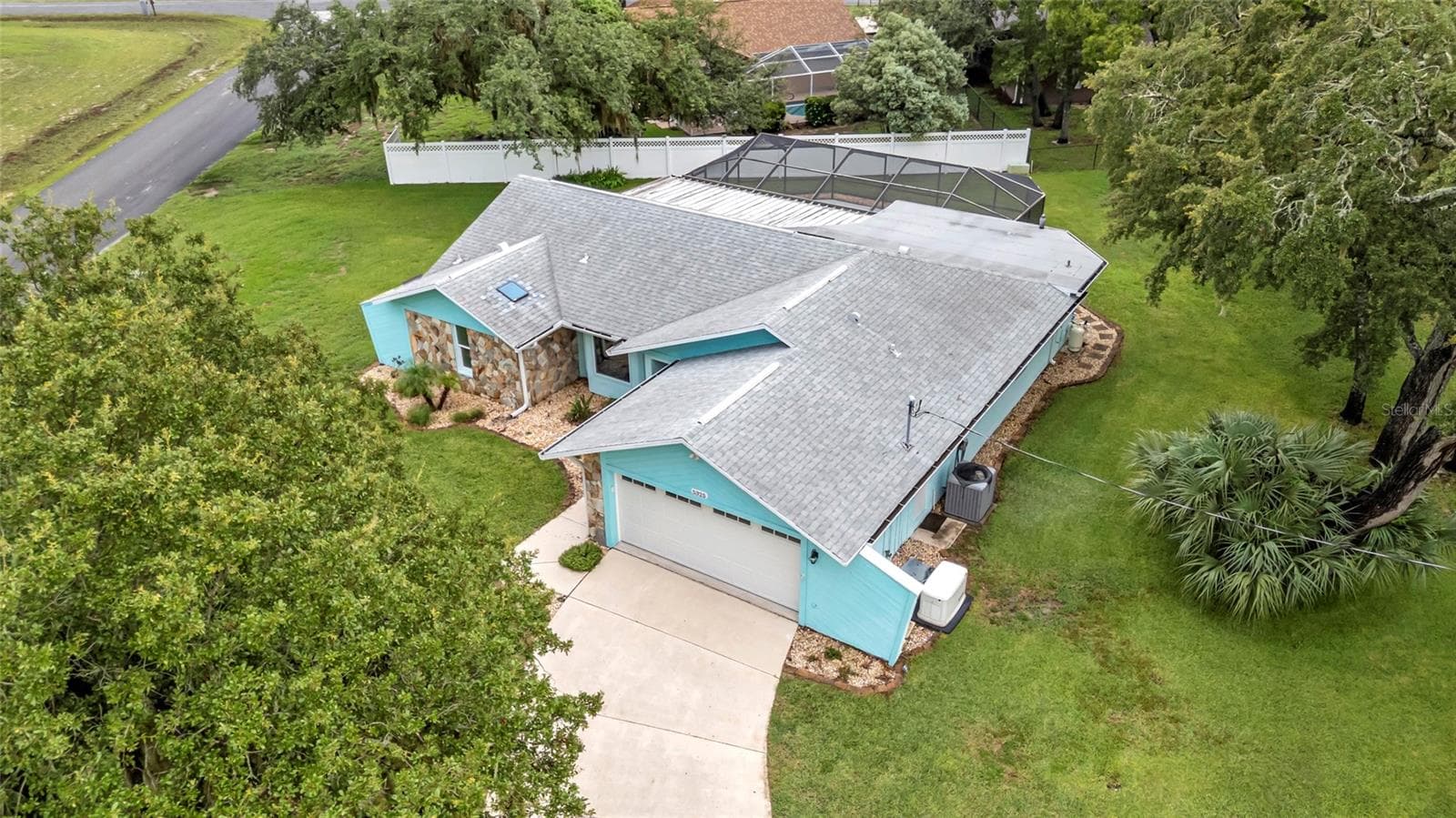 5325 Abagail Dr photo 3