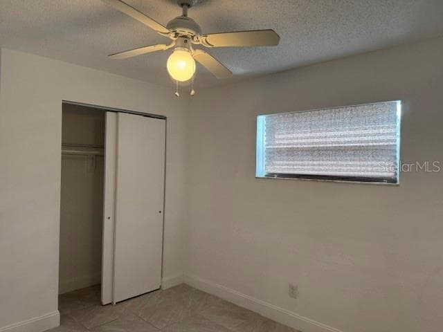 27127 Fernery Ave photo 4
