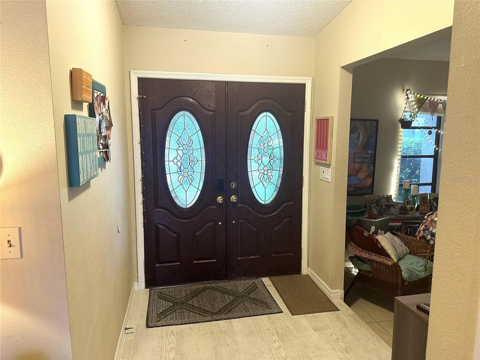 1170 Wexford Dr photo 3