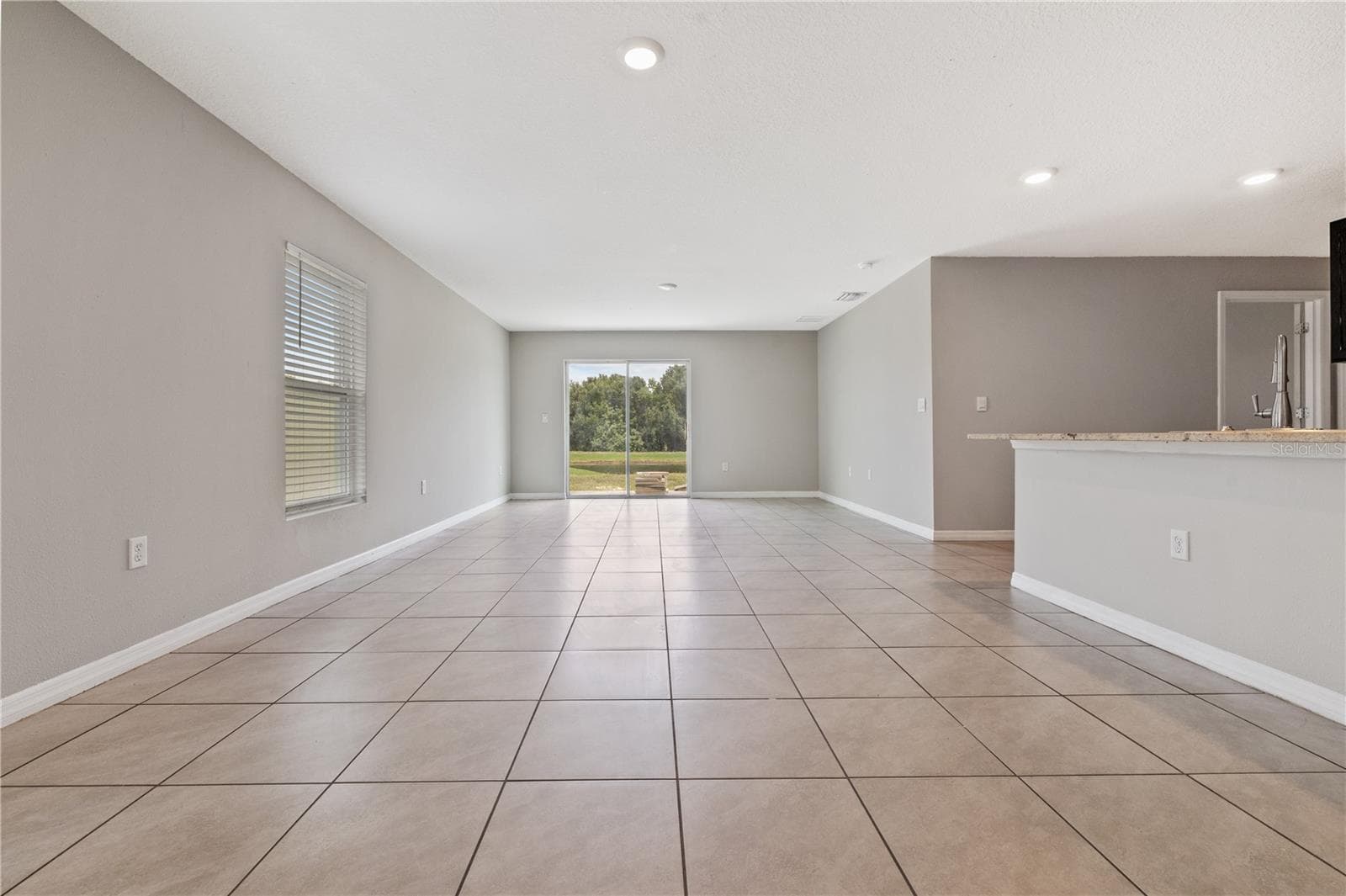 11722 White Willow Ln photo 4
