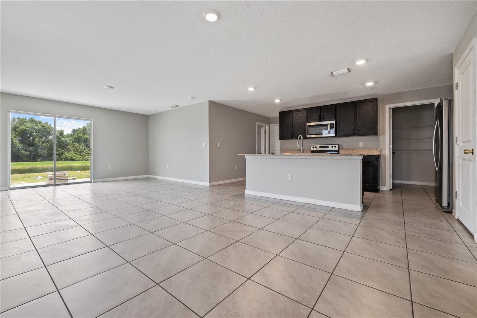 11722 White Willow Ln photo 5