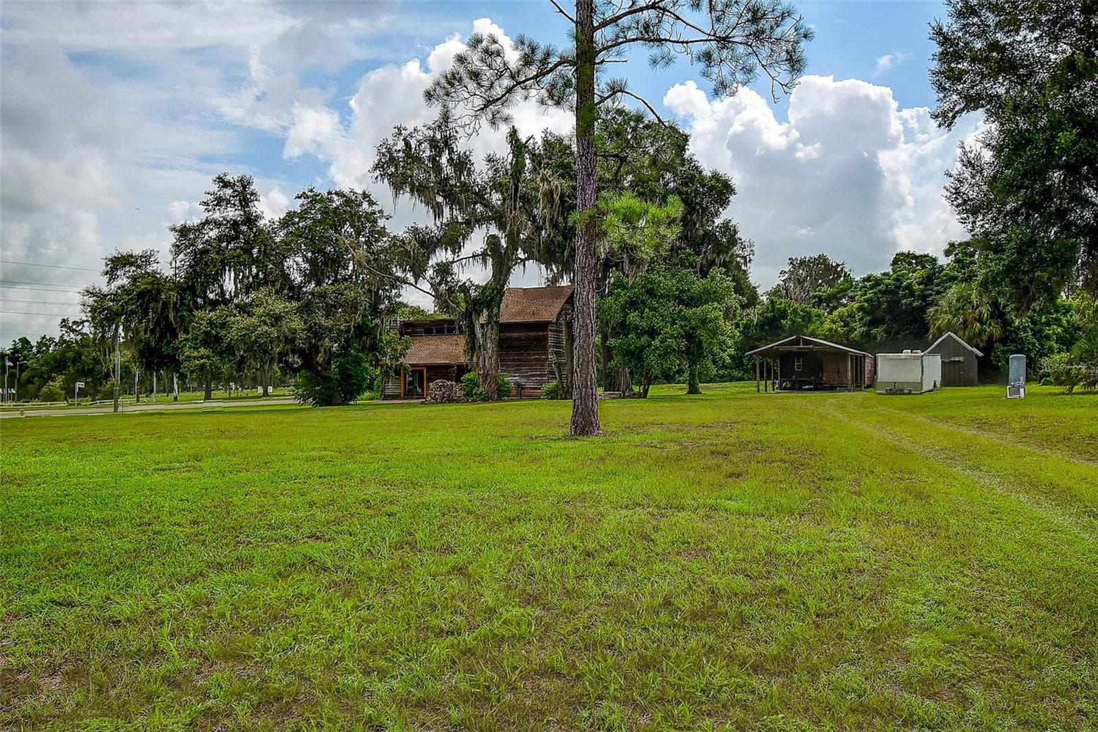 11700 Valley Rd photo 3