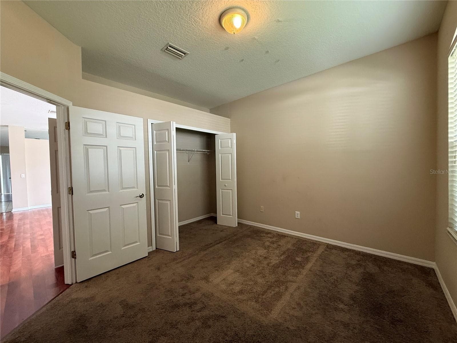6520 Bridgecrest Dr photo 4