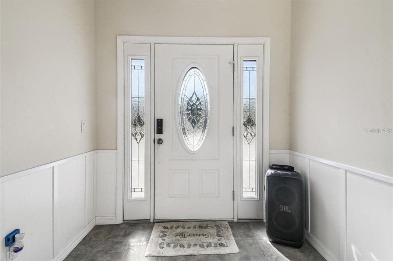 9914 Alavista Dr photo 3