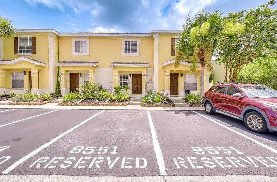 8551 Trail Wind Dr photo 3