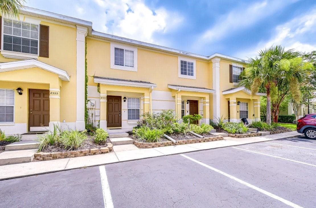 8551 Trail Wind Dr photo 4