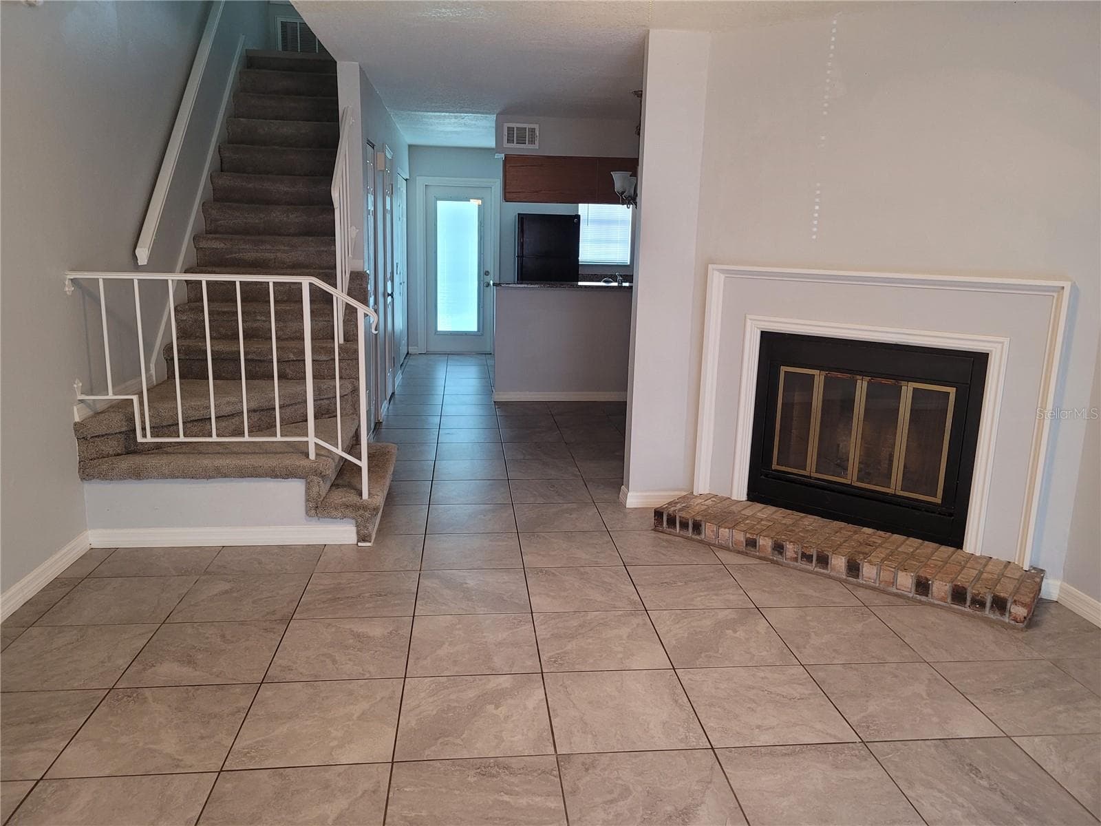 11301 Grandville Dr photo 3