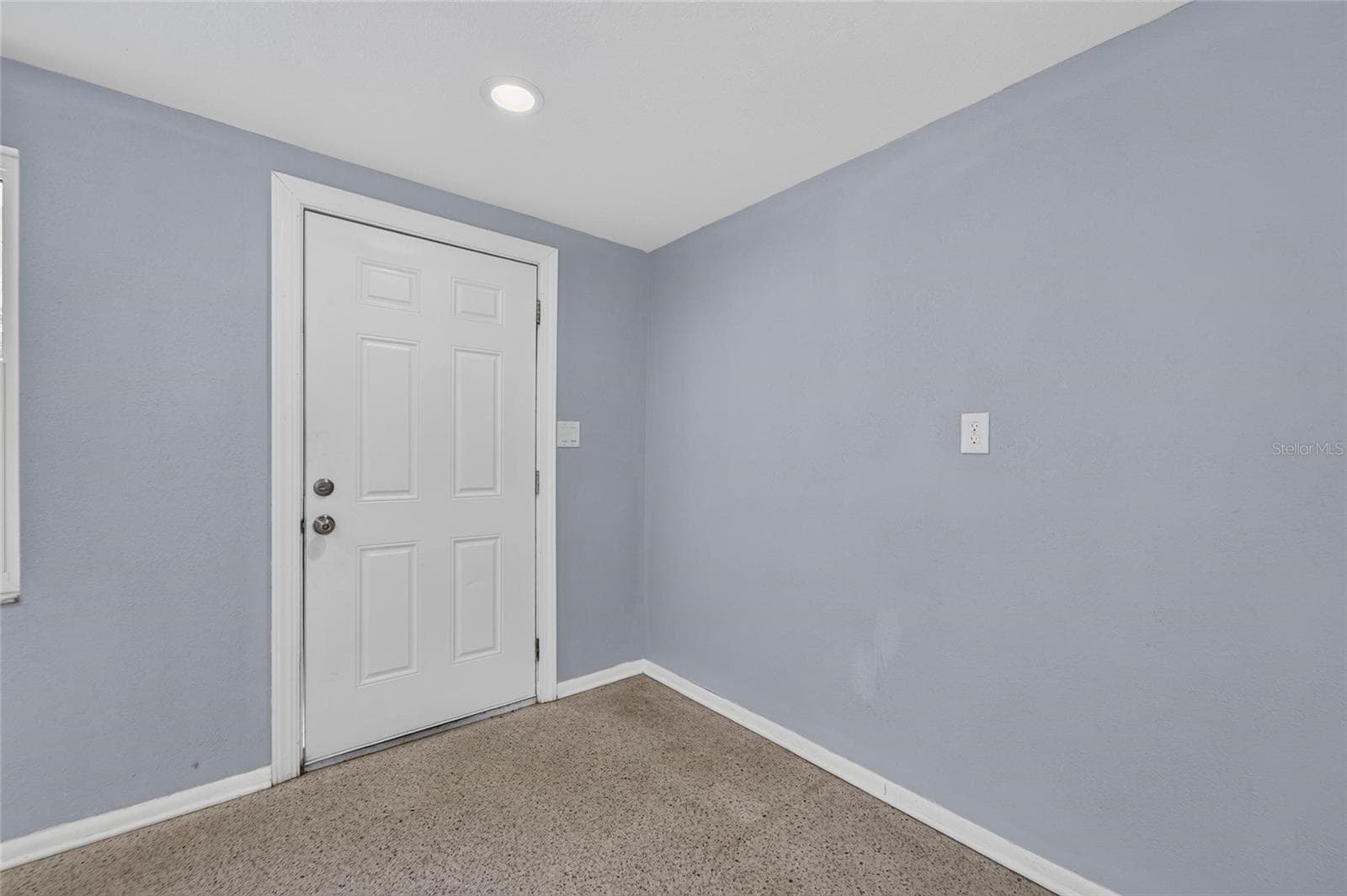 506 Shamrock Rd photo 4