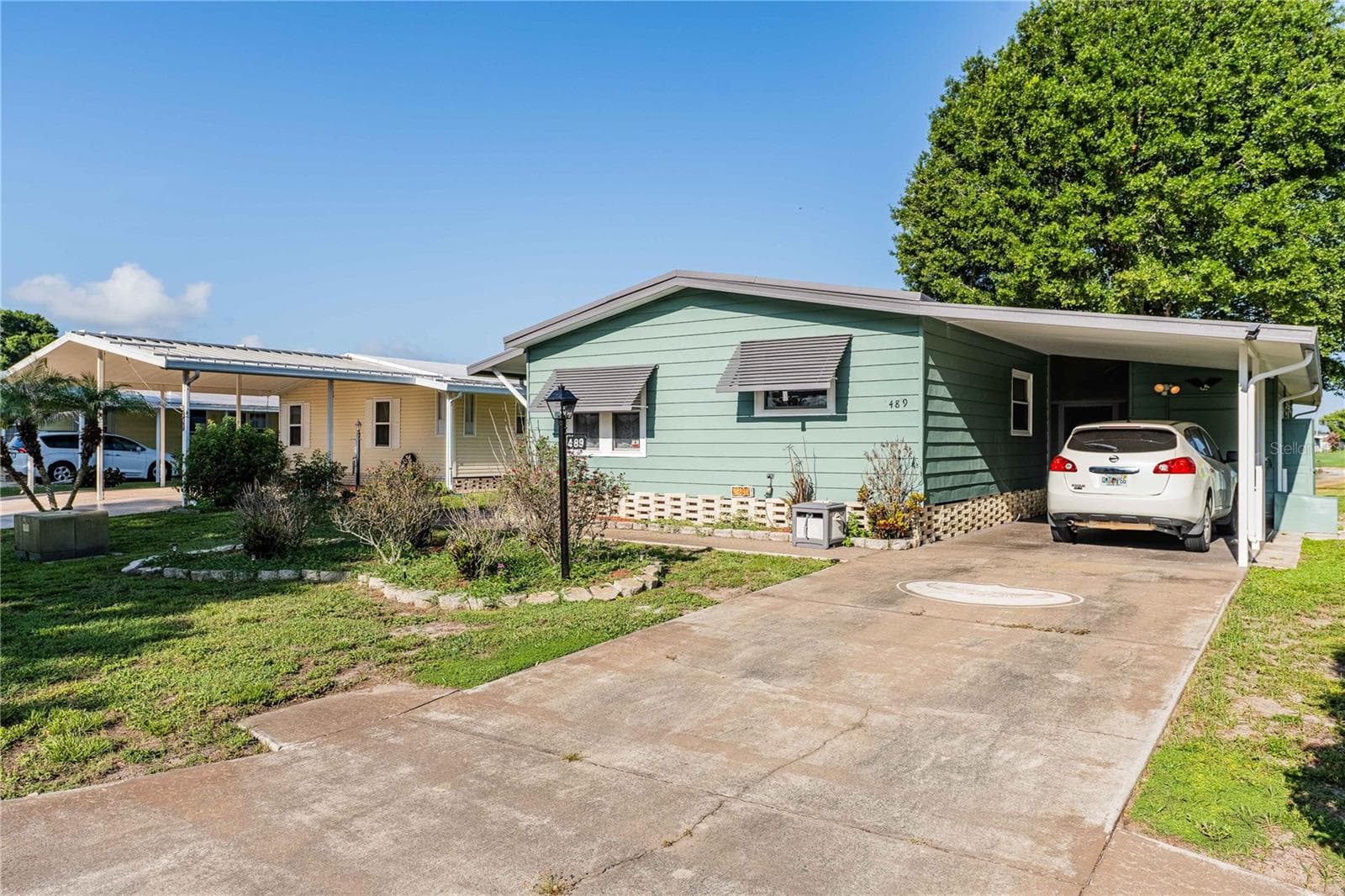 489 Village Cir SW photo 3