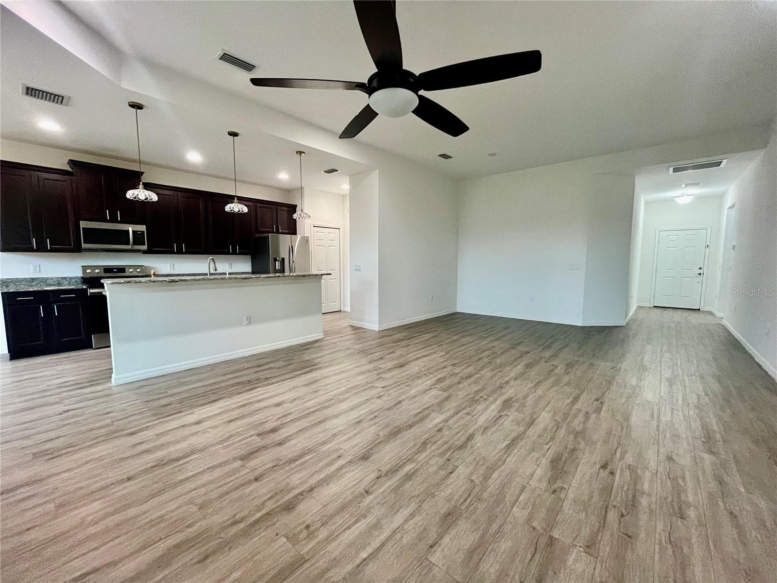 13554 Marilyn CT photo 5